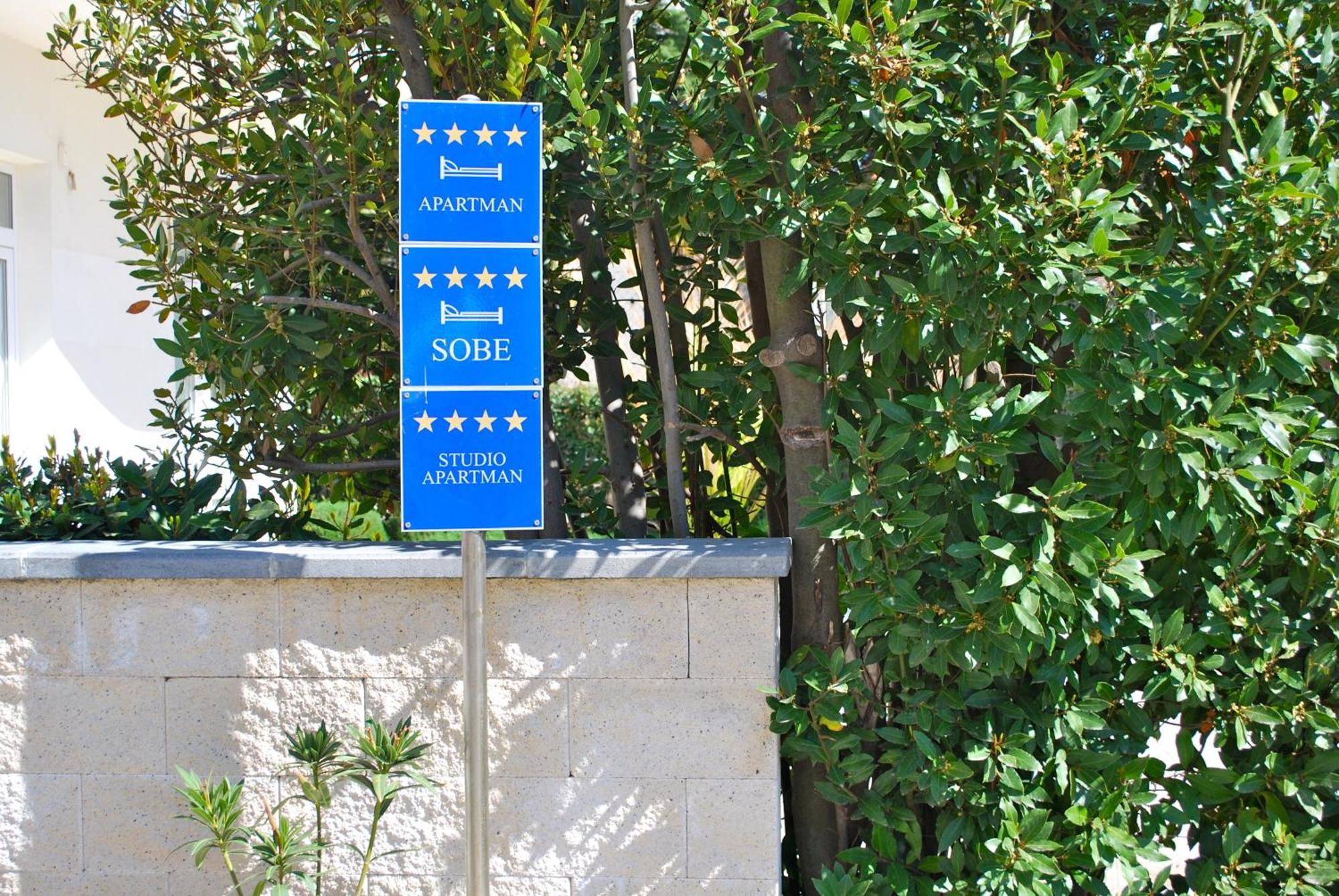 黛安娜泽达别墅酒店 扎达尔 外观 照片